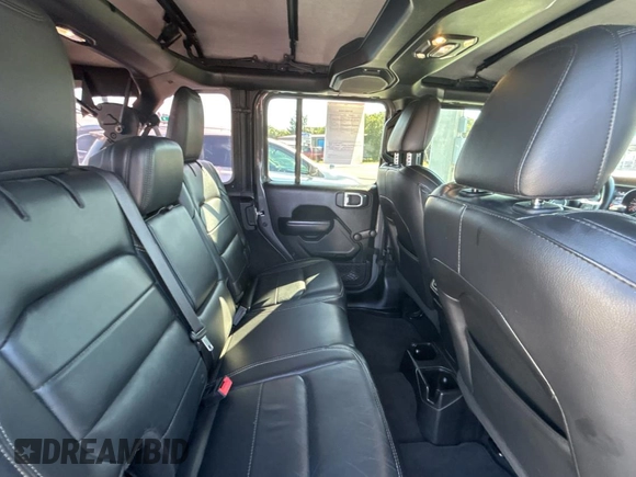 2021 Jeep Wrangler Unlimited Willys z VIN 1C4HJXDNXMW549111, wystawiony jako Copart lot #61692645 z przebiegiem 40 883 mil mil oraz Czysty tytuł • Clean title. Historia ofert i sprzedaży dostępna na DreamBid. Obrazek 6.
