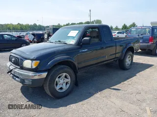 2004 Toyota Tacoma with VIN 5TEWN72N44Z344708, listed as a IAAI auction lot 40095002 with 136,791 mi miles and . Bid and sale history available at DreamBid. Image 2.