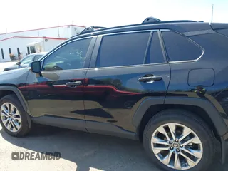 2024 Toyota RAV4 XLE Premium with VIN 2T3A1RFV9RC425493, listed as a IAAI auction lot 41973775 with 15,827 mi miles and . Bid and sale history available at DreamBid. Image 14.