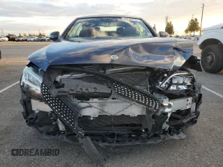 2019 Mercedes-Benz C 300 z VIN WDDWK8DB9KF916244, wystawiony jako Copart lot #42836775 z przebiegiem 34 098 mil mil oraz Szkoda całkowita • Salvage title. Historia ofert i sprzedaży dostępna na DreamBid. Obrazek 5.