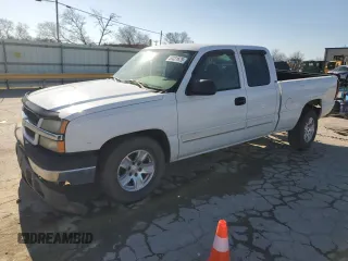 2005 Chevrolet Silverado 1500 LT z VIN 2GCEC19T751263047, wystawiony jako Copart lot #50331675 z przebiegiem 133 423 mil mil oraz Szkoda całkowita • Salvage title. Historia ofert i sprzedaży dostępna na DreamBid. Obrazek 1.