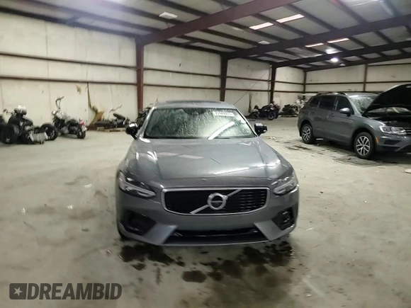 2020 Volvo S90 R-Design with VIN LVYA22MT6LP171824, listed as a Copart auction lot 77509913 with 42,776 mi miles. Bid and sale history available at carsss.com. Image 10.