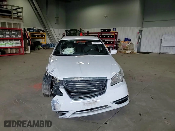 2012 Chrysler 200 Touring with VIN 1C3CCBBB4CN195496, listed as a Copart auction lot 52695825 with 140,821 mi miles and Salvage Title. Bid and sale history available at carsss.com. Image 10.