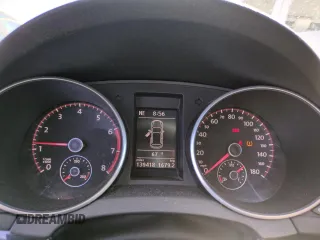2011 Volkswagen GTI w/Sunroof & Navi PZEV z VIN WVWGD7AJ0BW330322, wystawiony jako Copart lot #54681375 z przebiegiem 139 418 mil mil oraz Szkoda całkowita • Salvage title. Historia ofert i sprzedaży dostępna na DreamBid. Obrazek 9.