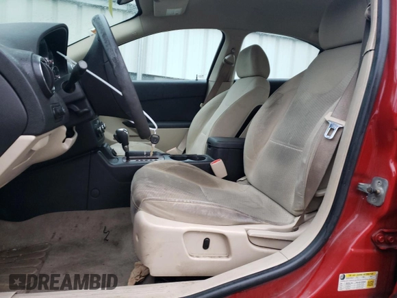 2006 Pontiac G6 1SV with VIN 1G2ZF55B164177031, listed as a Copart auction lot 81371843 with 131,080 mi miles and Salvage title. Bid and sale history available at DreamBid. Image 7.