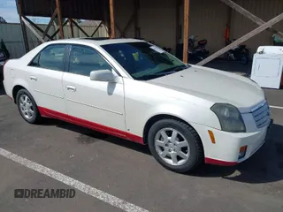 2007 Cadillac CTS with VIN 1G6DP577270109375, listed as a IAAI auction lot 41992964 with 110,982 mi miles. Bid and sale history available at carsss.com. Image 1.