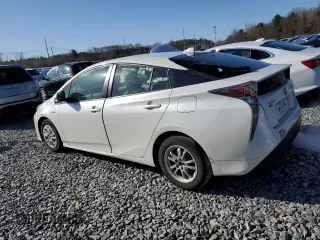 2016 Toyota Prius Two with VIN JTDKBRFU1G3516149, listed as a Copart auction lot 52538795 with 131,483 mi miles and Clean Title. Bid and sale history available at DreamBid. Image 2.