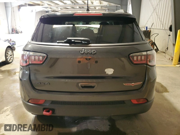 2020 Jeep Compass Trailhawk z VIN 3C4NJDDB1LT119074, wystawiony jako Copart lot #60255815 z przebiegiem 73 906 mil mil oraz Szkoda całkowita • Salvage title. Historia ofert i sprzedaży dostępna na DreamBid. Obrazek 6.