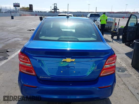 2019 Chevrolet Sonic LS z VIN 1G1JB5SBXK4135968, wystawiony jako IAAI lot #42333837 z przebiegiem 62 427 mil mil oraz . Historia ofert i sprzedaży dostępna na DreamBid. Obrazek 16.
