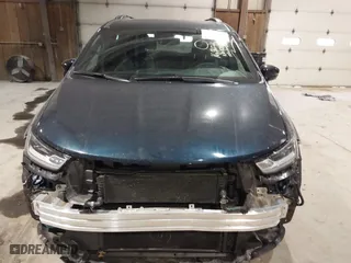 2023 Chrysler Pacifica Hybrid Limited with VIN 2C4RC1S74PR554723, listed as a IAAI auction lot 41317141 with 16,960 mi miles. Bid and sale history available at carsss.com. Image 12.