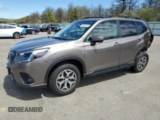 2024 Subaru Forester Premium z VIN JF2SKACC6RH463419, wystawiony jako Copart lot #55591345 z przebiegiem 4 930 mil mil oraz Szkoda całkowita • Salvage title. Historia ofert i sprzedaży dostępna na DreamBid. Obrazek 1.