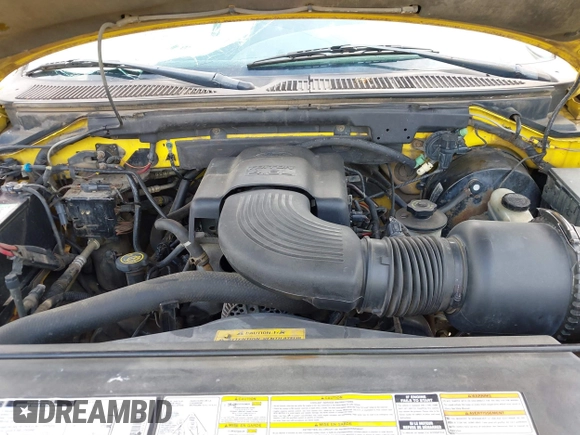 2000 Ford F-150 XL with VIN 1FTRX18W0YKB28000, listed as a IAAI auction lot 42451649 with 193,718 mi miles and . Bid and sale history available at DreamBid. Image 10.