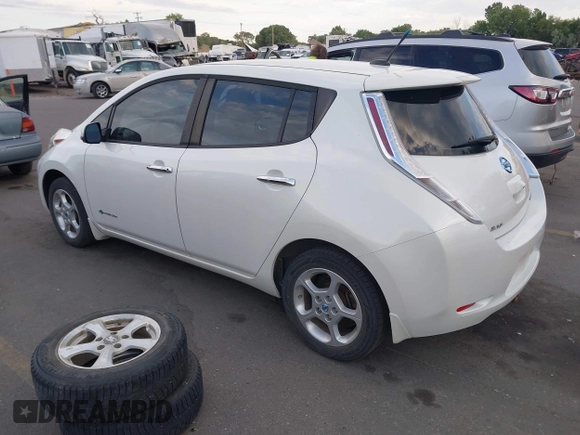 2013 Nissan LEAF SL with VIN 1N4AZ0CP2DC411719, listed as a IAAI auction lot 42455433 with 70,701 mi miles and . Bid and sale history available at DreamBid. Image 3.