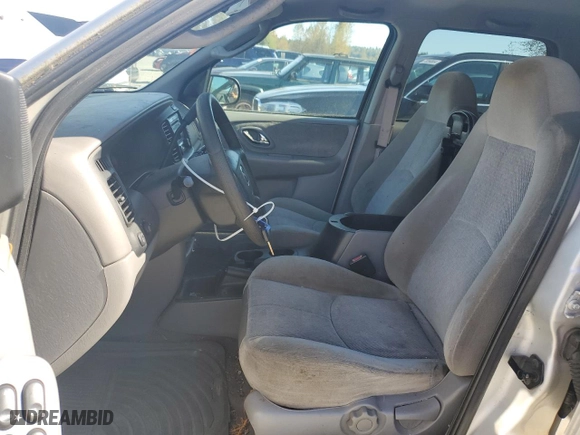 2001 Mazda Tribute LX with VIN 4F2YU08101KM57112, listed as a Copart auction lot 73372454 with 196,098 mi miles and Clean Title. Bid and sale history available at carsss.com. Image 7.