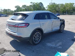 2019 Lincoln Nautilus Reserve z VIN 2LMPJ6L99KBL36336, wystawiony jako IAAI lot #42280974 z przebiegiem 35 483 mil mil oraz . Historia ofert i sprzedaży dostępna na DreamBid. Obrazek 4.