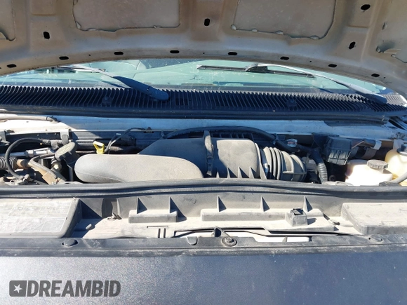 2008 Ford Econoline Passenger XL with VIN 1FBSS31L78DA03855, listed as a IAAI auction lot 40900794 with 989,635 mi miles and . Bid and sale history available at DreamBid. Image 10.