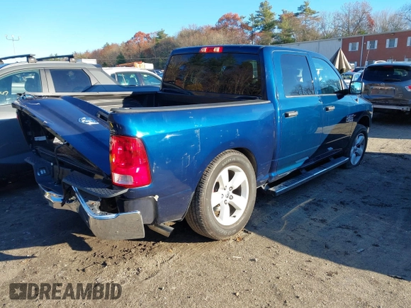 2021 Ram 1500 Tradesman z VIN 3C6RR6KG4MG711610, wystawiony jako IAAI lot #40942505 z przebiegiem 9 949 mil mil oraz . Historia ofert i sprzedaży dostępna na DreamBid. Obrazek 4.