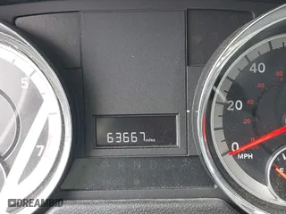 2019 Dodge Grand Caravan SE with VIN 2C4RDGBG2KR547780, listed as a IAAI auction lot 41538829 with 63,667 mi miles. Bid and sale history available at carsss.com. Image 15.