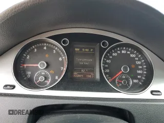 2010 Volkswagen CC Sport с VIN WVWML7AN4AE515244, выставлен на аукционе Copart как лот 59464365 с пробегом 122 871 миль миль и Списание • Salvage title. История ставок и продаж доступна на DreamBid. Изображение 9.