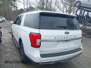 2024 Ford Expedition Max XLT with VIN 1FMJK1J83REA30890, listed as a IAAI auction lot 41866910 with 37,153 mi miles and . Bid and sale history available at DreamBid. Image 3.