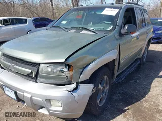 2004 Chevrolet TrailBlazer LS with VIN 1GNDT13S142119527, listed as a IAAI auction lot 41814047 with 210,762 mi miles. Bid and sale history available at carsss.com. Image 6.