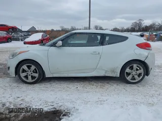 2013 Hyundai Veloster w/Black Int with VIN KMHTC6AD9DU171722, listed as a IAAI auction lot 41617721 with 115,791 mi miles and . Bid and sale history available at DreamBid. Image 14.