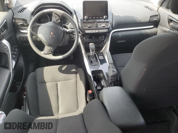 2024 Mitsubishi Eclipse Cross LE с VIN JA4ATVAA2RZ001959, выставлен на аукционе Copart как лот 63293475 с пробегом 13 617 миль миль и Списание • Salvage title. История ставок и продаж доступна на DreamBid. Изображение 8.