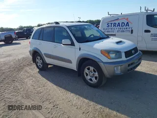 2003 Toyota RAV4 with VIN JTEGH20V730096109, listed as a IAAI auction lot 41903697 with 202,122 mi miles. Bid and sale history available at carsss.com. Image 1.