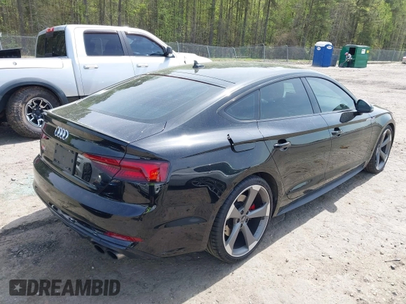 2019 Audi S5 Sportback Prestige z VIN WAUC4CF56KA004599, wystawiony jako IAAI lot #41924404 z przebiegiem 86 067 mil mil oraz . Historia ofert i sprzedaży dostępna na DreamBid. Obrazek 4.