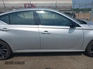2023 Nissan Altima SR z VIN 1N4BL4CV3PN371333, wystawiony jako IAAI lot #42420194 z przebiegiem 47 460 mil mil oraz . Historia ofert i sprzedaży dostępna na DreamBid. Obrazek 13.