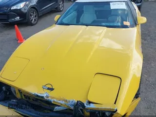 1993 Chevrolet Corvette with VIN 1G1YY33P3P5105871, listed as a IAAI auction lot 42436099 with 104,923 mi miles and . Bid and sale history available at DreamBid. Image 10.