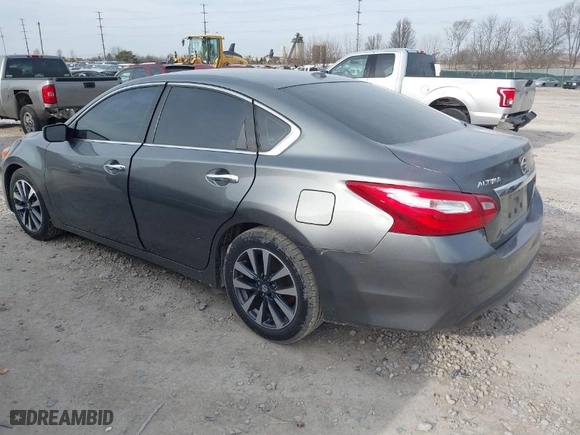 2020 Nissan Altima 2.5 SV with VIN 1N4BL4DV6LC210396, listed as a IAAI auction lot 41829883 with 63,274 mi miles. Bid and sale history available at carsss.com. Image 3.