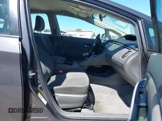 2010 Toyota Prius II z VIN JTDKN3DU0A5204018, wystawiony jako IAAI lot #42225375 z przebiegiem 127 101 mil mil oraz . Historia ofert i sprzedaży dostępna na DreamBid. Obrazek 5.