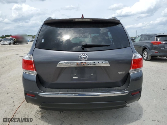 2013 Toyota Highlander with VIN 5TDZK3EH6DS133706, listed as a Copart auction lot 52105655 with 51,879 mi miles and Salvage Title. Bid and sale history available at carsss.com. Image 6.