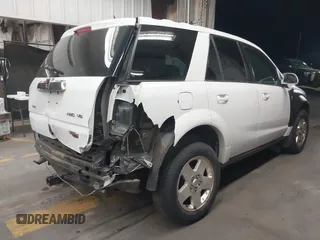 2006 Saturn VUE z VIN 5GZCZ63496S860169, wystawiony jako IAAI lot #42163853 z przebiegiem 187 139 mil mil oraz . Historia ofert i sprzedaży dostępna na DreamBid. Obrazek 4.