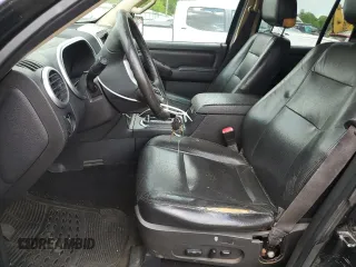 2006 Mercury Mountaineer Luxury with VIN 4M2EU47E66ZJ01562, listed as a Copart auction lot 56378275 with 199,474 mi miles and Salvage title. Bid and sale history available at DreamBid. Image 7.