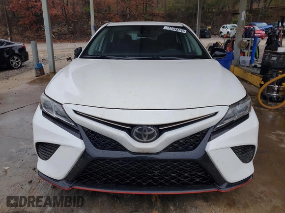 2019 Toyota Camry LE with VIN 4T1B11HK4KU272902, listed as a Copart auction lot 84097484 with 94,433 mi miles and Clean Title. Bid and sale history available at carsss.com. Image 5.