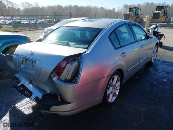 2004 Nissan Maxima SE with VIN 1N4BA41E34C837553, listed as a IAAI auction lot 41897639 with 1 mi miles. Bid and sale history available at carsss.com. Image 4.