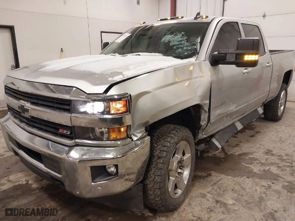 2017 Chevrolet Silverado 2500HD LT with VIN 1GC1KVEG1HF165291, listed as a IAAI auction lot 41530770 with NaN miles. Bid and sale history available at carsss.com. Image 6.