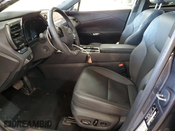 2024 Lexus RX with VIN 2T2BAMCA0RC039266, listed as a Copart auction lot 45692385 with 20,711 mi miles and Salvage Title. Bid and sale history available at carsss.com. Image 7.