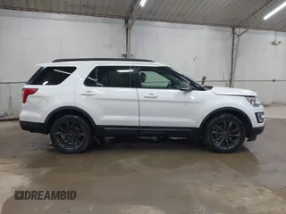 2017 Ford Explorer XLT z VIN 1FM5K8D8XHGB69410, wystawiony jako IAAI lot #42086792 z przebiegiem 171 566 mil mil oraz . Historia ofert i sprzedaży dostępna na DreamBid. Obrazek 12.