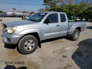 2013 Toyota Tacoma z VIN 5TFUX4EN3DX018529, wystawiony jako Copart lot #77794934 z przebiegiem 186 050 mil mil oraz Szkoda całkowita • Salvage title. Historia ofert i sprzedaży dostępna na DreamBid. Obrazek 1.