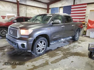 2013 Toyota Tundra Limited z VIN 5TFHY5F19DX303784, wystawiony jako Copart lot #44766445 z przebiegiem 211 838 mil mil oraz Szkoda całkowita • Salvage title. Historia ofert i sprzedaży dostępna na DreamBid. Obrazek 1.