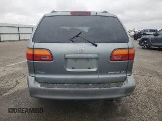 2000 Toyota Sienna LE with VIN 4T3ZF13C2YU217185, listed as a Copart auction lot 82407944 with 244,381 mi miles and Salvage Title. Bid and sale history available at carsss.com. Image 6.