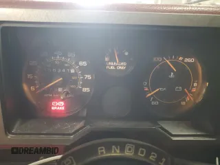 1992 Chevrolet Chevy Van z VIN 2GBEG25K3N4150299, wystawiony jako Copart lot #74099444 z przebiegiem 156 341 mil mil oraz Tytuł czysty. Historia ofert i sprzedaży dostępna na DreamBid. Obrazek 9.