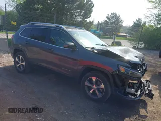 2019 Jeep Cherokee Limited z VIN 1C4PJMDX2KD463523, wystawiony jako IAAI lot #42276206 z przebiegiem 56 542 mil mil oraz . Historia ofert i sprzedaży dostępna na DreamBid. Obrazek 1.