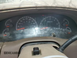 1999 Ford F-250 z VIN 1FTPX28L2XKA25212, wystawiony jako Copart lot #74911064 z przebiegiem Nie podano mil oraz Szkoda całkowita • Salvage title. Historia ofert i sprzedaży dostępna na DreamBid. Obrazek 9.