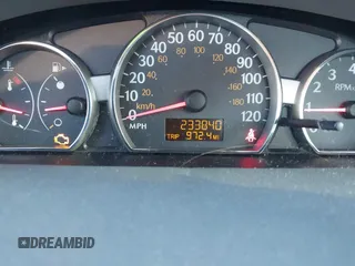 2005 Saturn ION ION 2 z VIN 1G8AJ52F55Z143541, wystawiony jako IAAI lot #41306652 z przebiegiem 233 840 mil mil oraz . Historia ofert i sprzedaży dostępna na DreamBid. Obrazek 15.