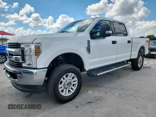 2018 Ford F-250 XL with VIN 1FT7W2B64JEC61730, listed as a Copart auction lot 61922135 with 176,035 mi miles and Salvage title. Bid and sale history available at DreamBid. Image 1.