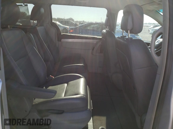 2011 Volkswagen Routan SE with VIN 2V4RW3DG3BR766608, listed as a Copart auction lot 67268015 with 144,329 mi miles and Clean title. Bid and sale history available at DreamBid. Image 11.